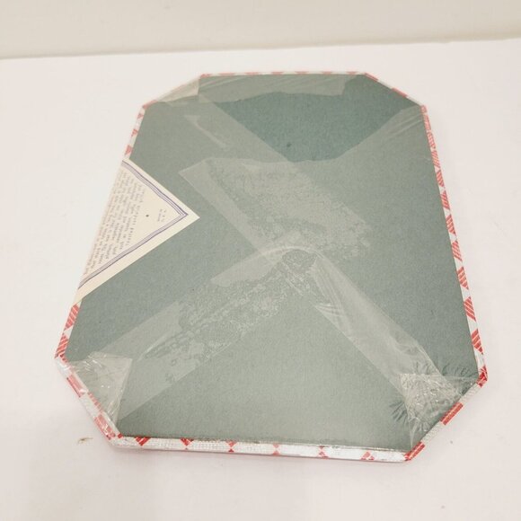 Vtg NOS Mix Sizes Insulated Red White Checkered Table Mats Stovetop Countertop - Picture 5 of 5